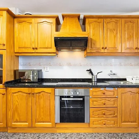 Dialez Holidays - Pris Paradise Appartement